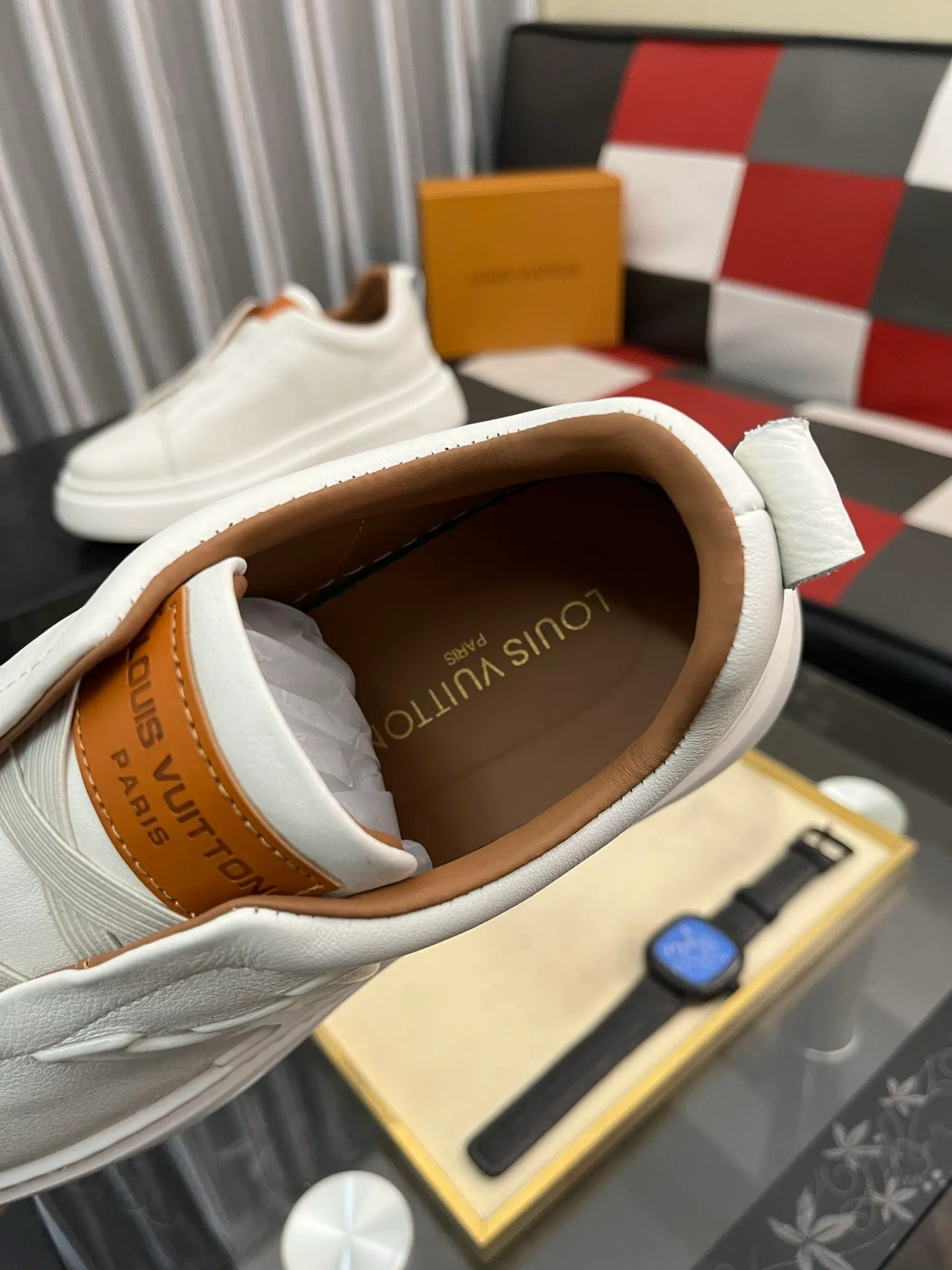 Men's shoes 💰480⌚️⌚️LV Louis Vuitton. The latest fashionable casual shoes are popular in physical stores. New spring and summer comfortable imported custom original cowhide, unique jacquard fabric element design. With sheepskin lining, Lv original bottom, [sun][sun] high-end packaging and high quality💪Details determine the quality, you can enter and leave the counter at will, the code number is 38-442️⃣colors available